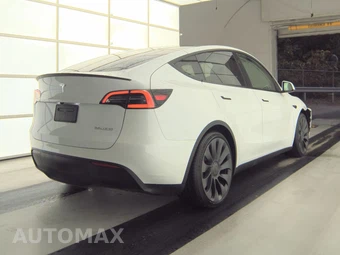2023 Tesla Model Y Performance - miniatura 4