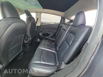 2023 Tesla Model Y Standard Range - miniatura 13