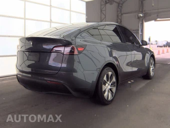 2023 Tesla Model Y Standard Range - miniatura 4