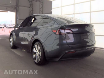 2023 Tesla Model Y Standard Range - miniatura 6