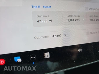 2023 Tesla Model Y Standard Range - miniatura 15