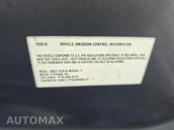 2023 Tesla Model Y Standard Range - miniatura 22