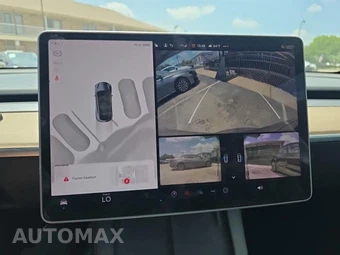 2023 Tesla Model Y Standard Range - miniatura 25