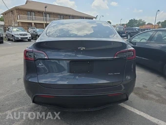 2023 Tesla Model Y Standard Range - miniatura 5