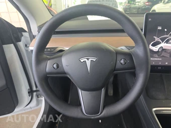 2023 Tesla Model Y Standard Range - miniatura 16
