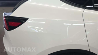 2023 Tesla Model Y Standard Range - miniatura 35