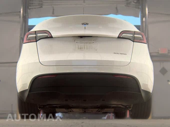 2023 Tesla Model Y Standard Range - miniatura 7