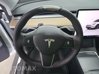 2023 Tesla Model Y Standard Range - miniatura 10