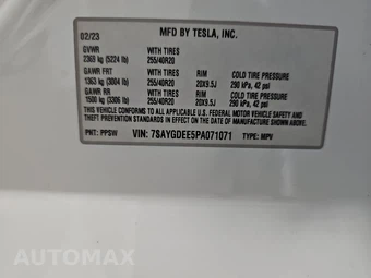 2023 Tesla Model Y Standard Range - miniatura 14