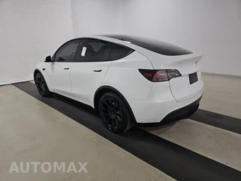 2023 Tesla Model Y Standard Range - miniatura 6