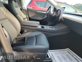 2023 Tesla Model Y Standard Range - miniatura 14