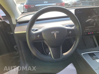 2023 Tesla Model Y Standard Range - miniatura 16