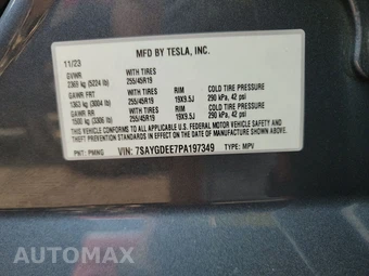 2023 Tesla Model Y Standard Range - miniatura 21