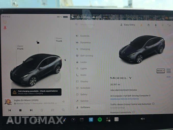 2023 Tesla Model Y Standard Range - miniatura 9