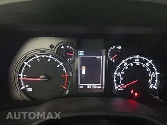 2023 Toyota 4Runner SR5 – miniatura 15