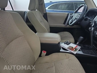 2023 Toyota 4Runner SR5 – miniatura 17
