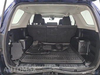 2023 Toyota 4Runner SR5 – miniatura 16