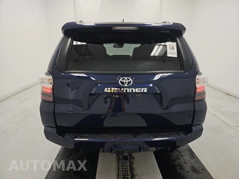 2023 Toyota 4Runner SR5 – miniatura 5