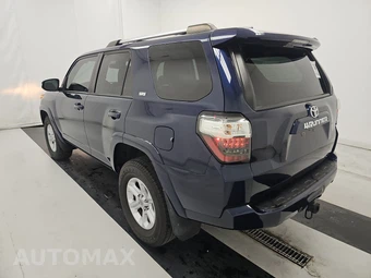 2023 Toyota 4Runner SR5 – miniatura 6
