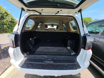 2023 Toyota 4Runner SR5 – miniatura 13