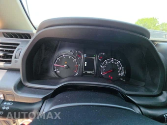 2023 Toyota 4Runner SR5 – miniatura 8