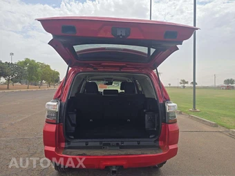 2023 Toyota 4Runner SR5 - miniatura 14
