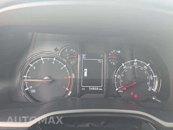 2023 Toyota 4Runner SR5 - miniatura 9