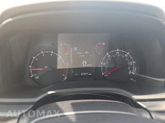 2023 Toyota 4Runner SR5 - miniatura 12