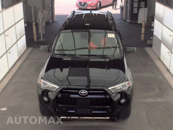 2023 Toyota 4Runner SR5 - miniatura 2
