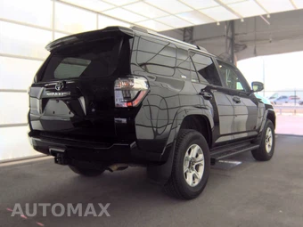 2023 Toyota 4Runner SR5 - miniatura 4