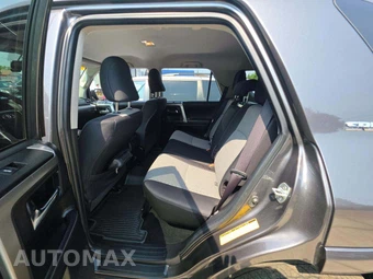 2023 Toyota 4Runner SR5 - miniatura 13