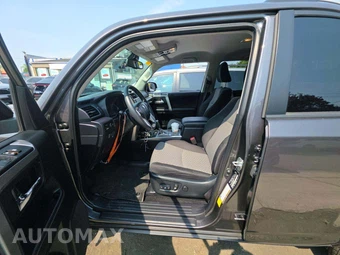2023 Toyota 4Runner SR5 - miniatura 6