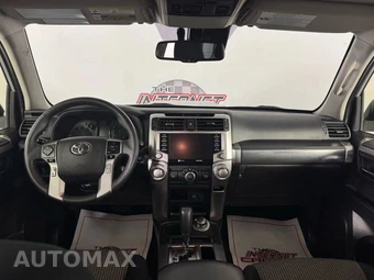 2023 Toyota 4Runner SR5 - miniatura 11