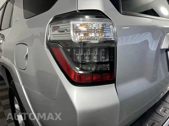 2023 Toyota 4Runner SR5 - miniatura 28