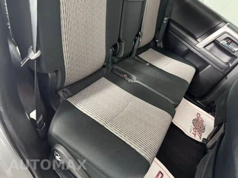 2023 Toyota 4Runner SR5 - miniatura 37
