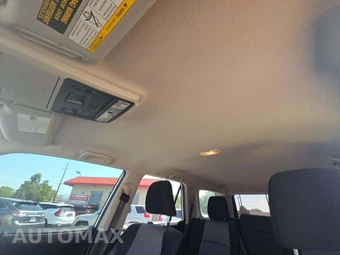 2023 Toyota 4Runner SR5 - miniatura 8