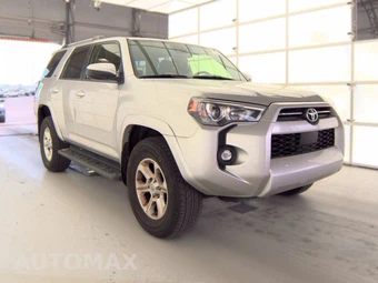 2023 Toyota 4Runner SR5 - miniatura 3