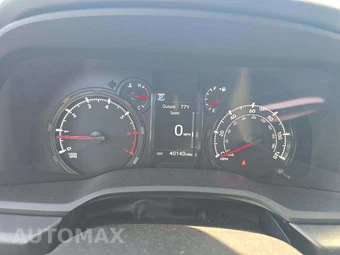 2023 Toyota 4Runner SR5 Premium - miniatura 6