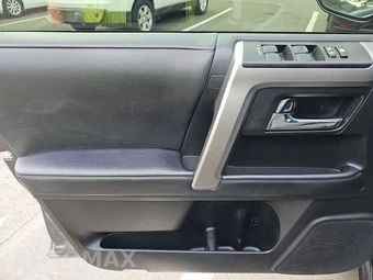 2023 Toyota 4Runner SR5 Premium - miniatura 9