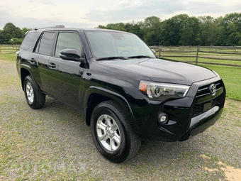 2023 Toyota 4Runner SR5 Premium - miniatura 3