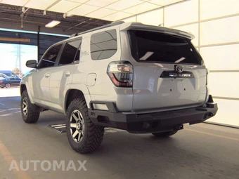 2023 Toyota 4Runner TRD Off Road - miniatura 2