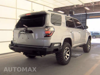 2023 Toyota 4Runner TRD Off Road - miniatura 4