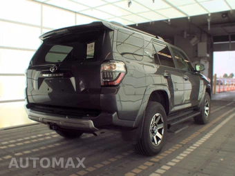2023 Toyota 4Runner TRD Off Road - miniatura 4