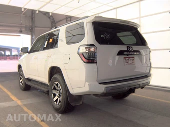 2023 Toyota 4Runner TRD Off Road Premium - miniatura 6