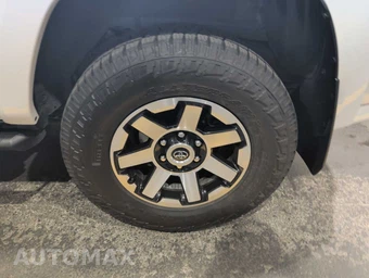 2023 Toyota 4Runner TRD Off Road Premium - miniatura 6
