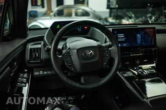 2023 Toyota bZ4X Limited - miniatura 15