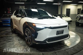 2023 Toyota bZ4X Limited - miniatura 5