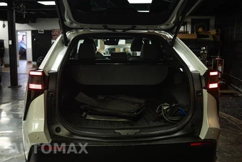 2023 Toyota bZ4X Limited - miniatura 7