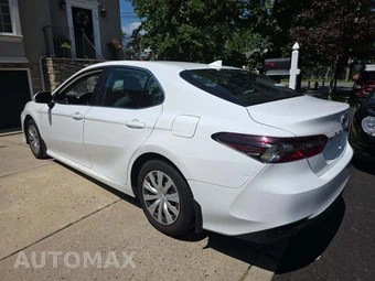 2023 Toyota Camry Hybrid LE - miniatura 2