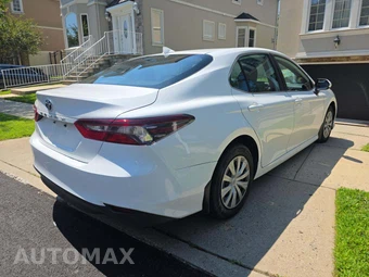 2023 Toyota Camry Hybrid LE - miniatura 3